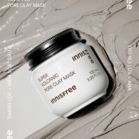 Mặt Nạ Đất Sét Chăm Sóc Lỗ Chân Lông Từ Đá Tro Núi Lửa Innisfree Super Volcanic Pore Clay Mask 100ml