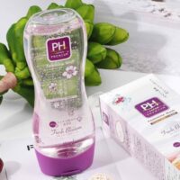 Dung dịch vệ sinh phụ nữ PH Premium 150ml