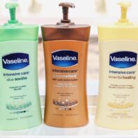 Lotion Dưỡng Thể VASELINE Healthy Body Lotion 725ml