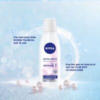 Nước Hoa Hồng Hỗ Trợ Dưỡng Trắng Da & Thu Nhỏ Lỗ Chân Lông Nivea Extra Bright Pore Minimising Toner 200ml