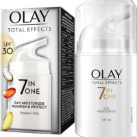 Kem Dưỡng Trắng Ban Ngày Olay 7In1 Bản Uk 50ml