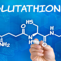 Glutathione: Công dụng, liều dùng, tác dụng phụ, lưu ý cần biết